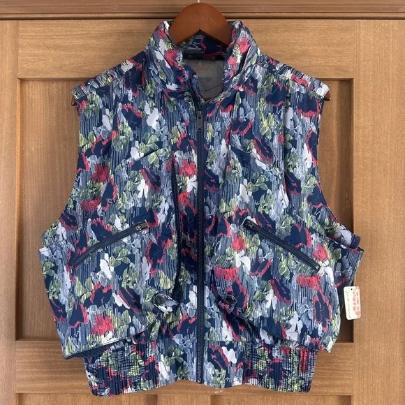 NWT Free People Movement Off The Grid Vest- Multiple Sizes Available - Picture 2 of 16